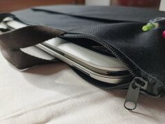 16 inç Uyumlu, Su Geçirmez Laptop Çantası