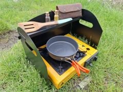 Rüzgarlık Tekli Ocak Galvaniz Koruma Raflı Siyah